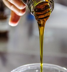 FOCUS : comment se débarrasser de ses huiles alimentaires usagées et autre liquide ?